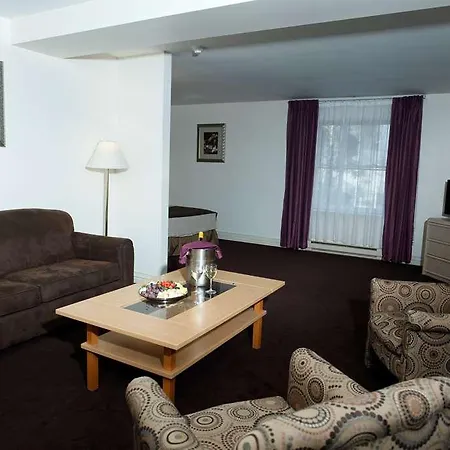 Airport Mara Hotel 3*