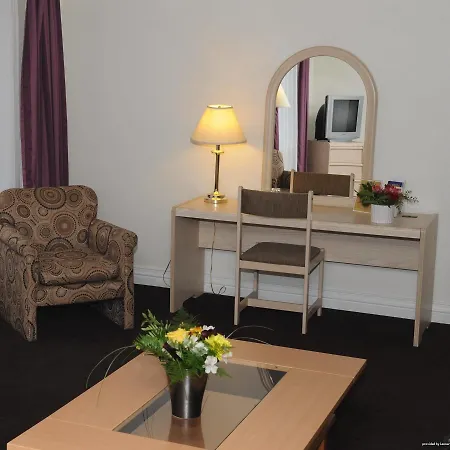 Hotel Airport Mara 3*