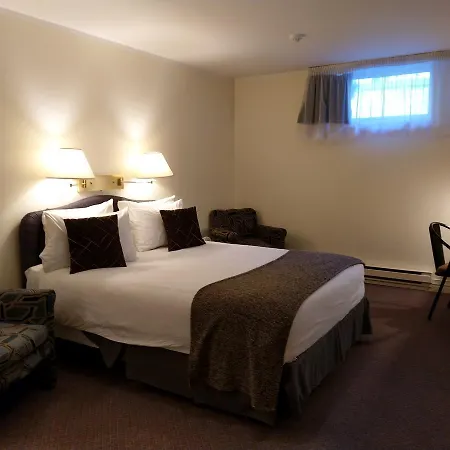 Hotel Airport Mara 3*